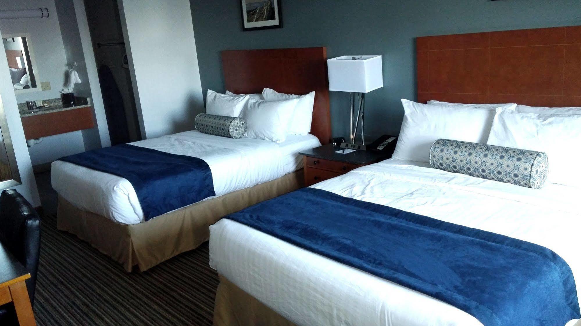 Rockland Harbor Hotel Екстер'єр фото