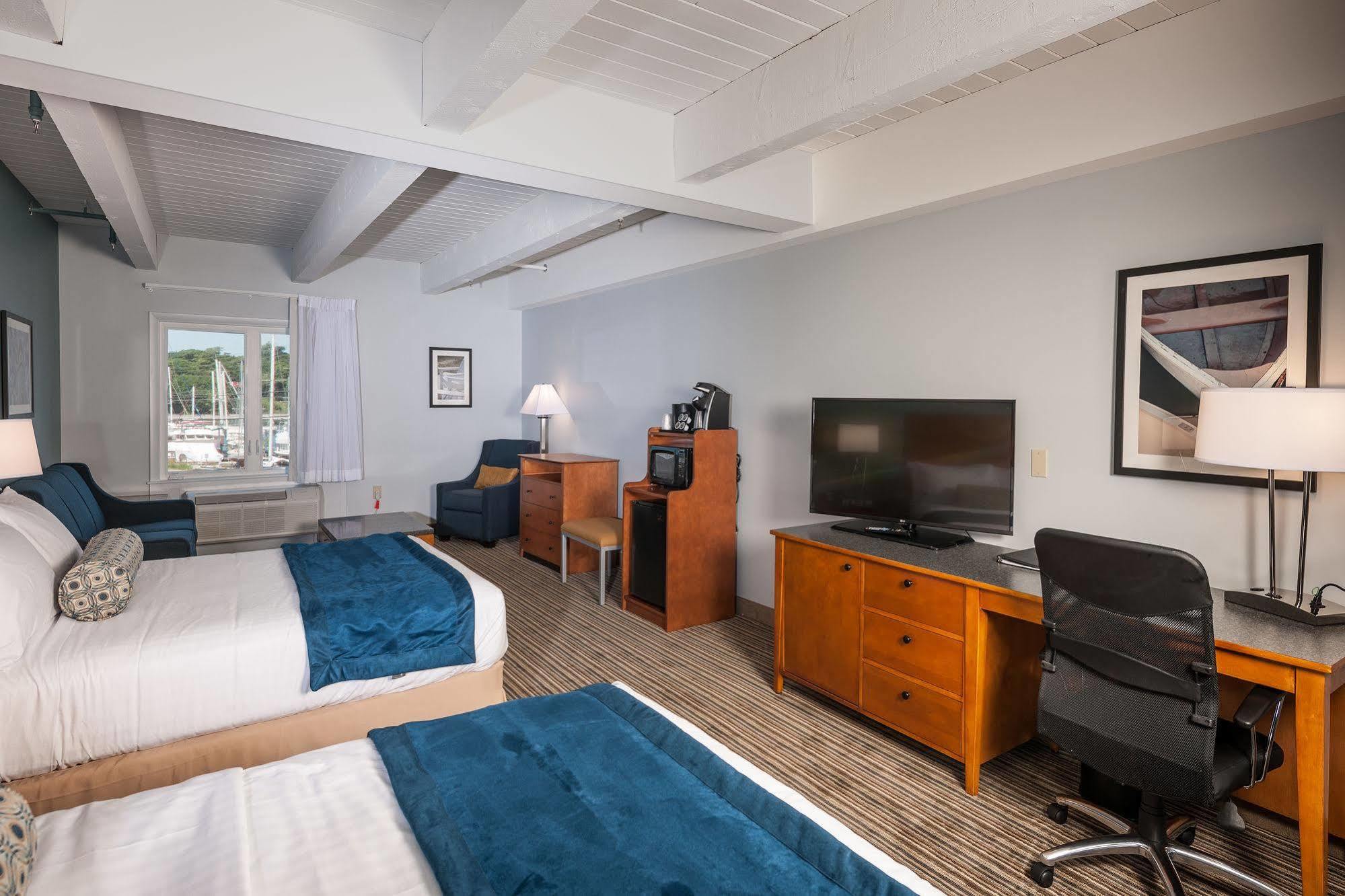 Rockland Harbor Hotel Екстер'єр фото